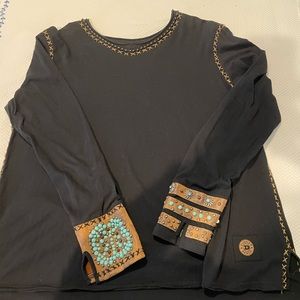 Double D frayed edge black top